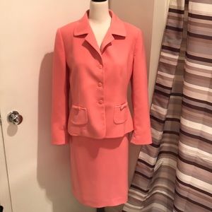 NWOT BEAUTIFUL SUIT BY LE SUIT BLUSH COLOR SIZE 8P